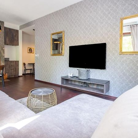 Inpoint 2-Bedrooms Apartment With Private Garden And Free Parking คราคูฟ ภายนอก รูปภาพ