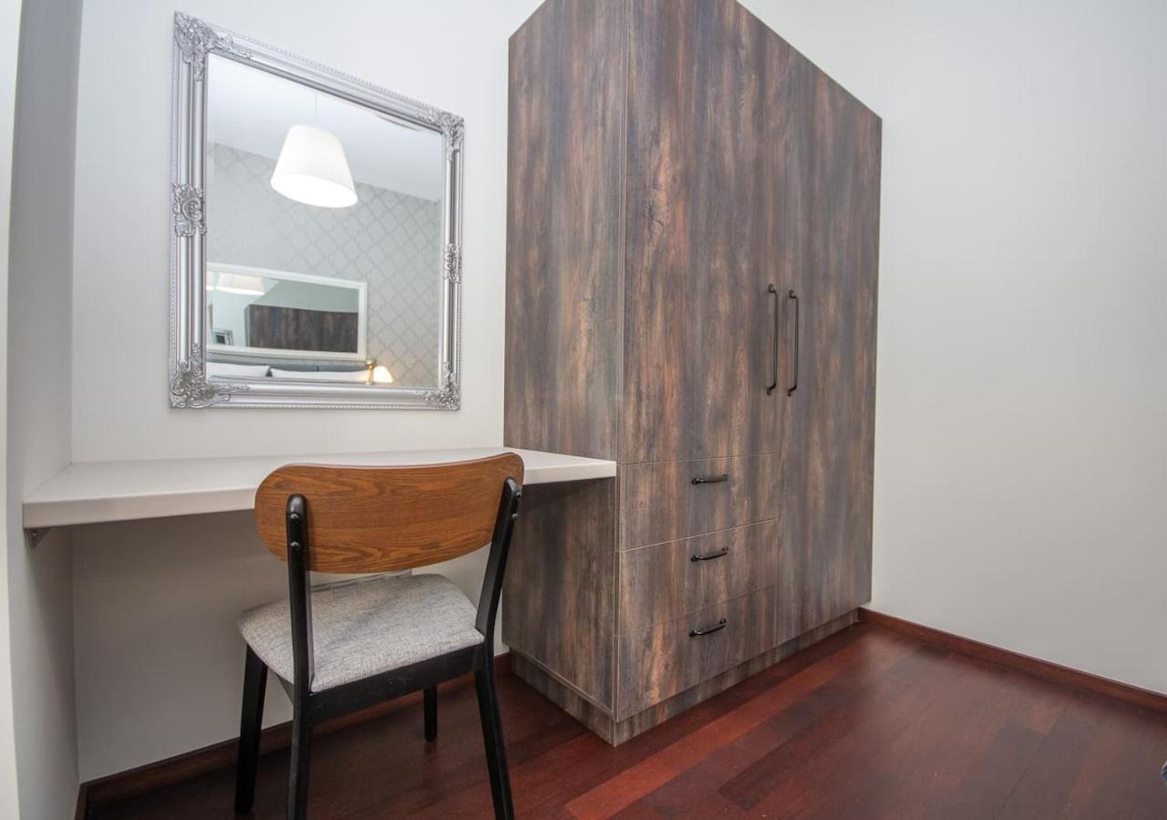 Inpoint 2-Bedrooms Apartment With Private Garden And Free Parking คราคูฟ ภายนอก รูปภาพ